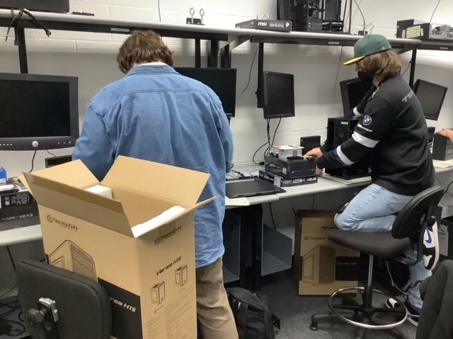 computer networking students