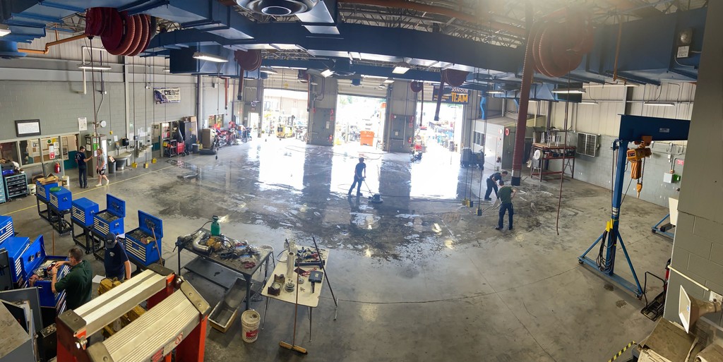 Diesel shop floor clean